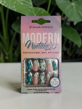 10/ $10 Salon Perfect Modern Nostalgia Teal & Nude Press-On Nails